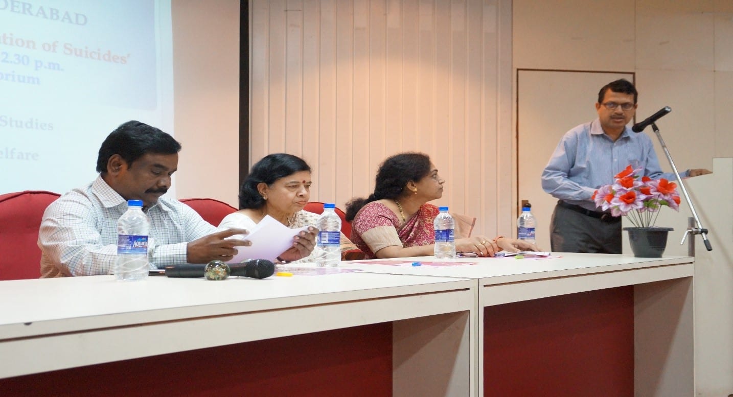 A talk on World Suicide Prevention Day – 2019 by Dr. Saroj Arya (photo 3)